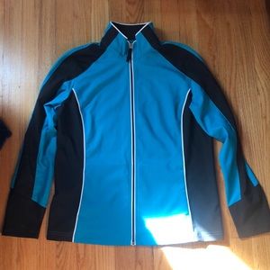 Women’s jacket. Size medium. Like new.